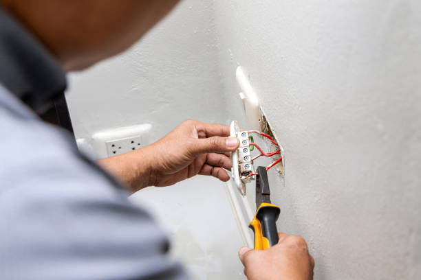 Best Licensed Electrician  in Great River, NY